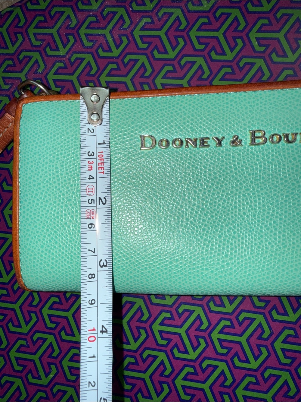 Dooney & Bourke Mint Green Leather Zip Wallet with Brown Trim - Picture 11 of 12